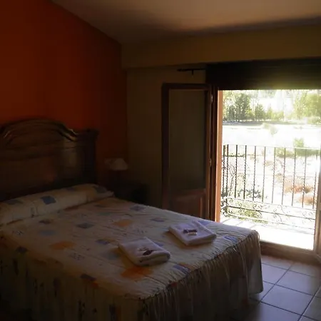 Hotel Torres de Albarracin Hotel *