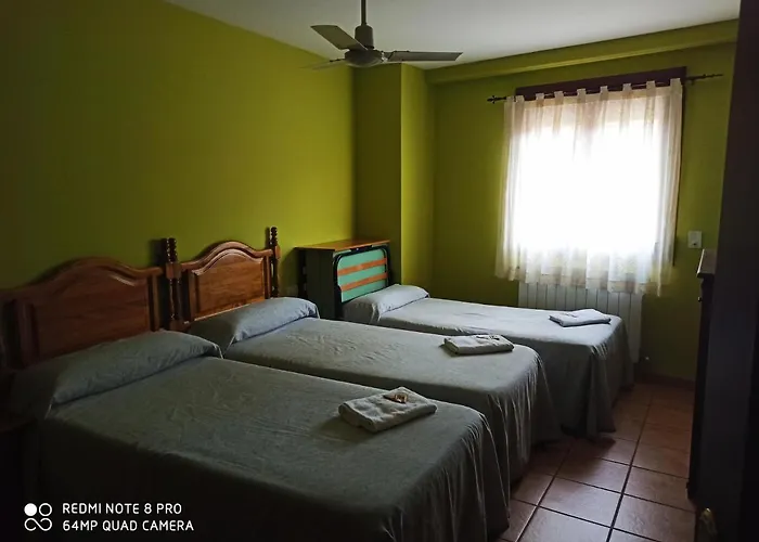 Hotell Hotel Torres De Albarracin *